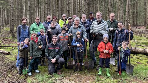 Gruppenfoto der fleißigen Helfer 