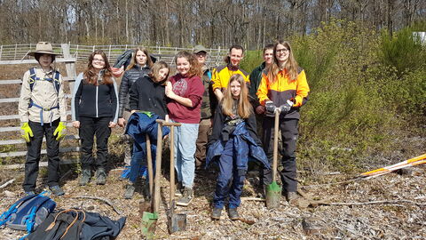 Zukunftstag im Forstamt Rüdesheim Grilsday im Forstamt Rüdesheim