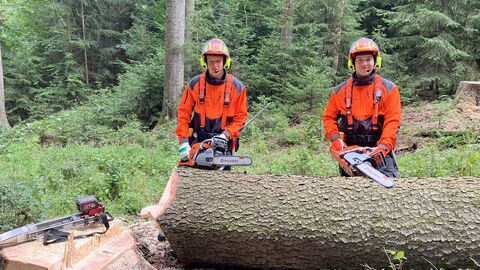 Forstwirtauszubildende Forstwirtauszubildende