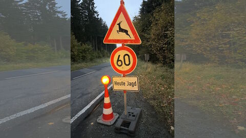 Hinweisschild Jagd Hinweisschild Jagd